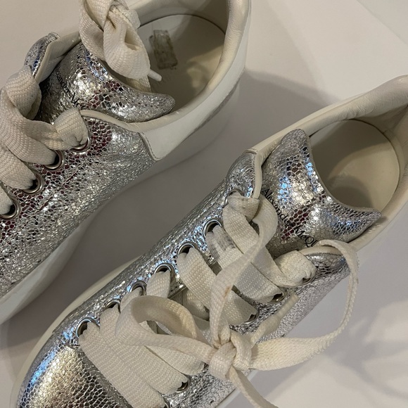 Alexander McQueen  Womens  Iridescents Glitter Oversized Sneakers Sz. 37.5 D - Picture 8 of 15